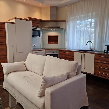 Hotel Maria Gramatneusiedl Buitenkant foto