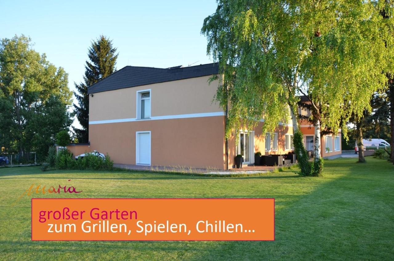 Hotel Maria Gramatneusiedl Buitenkant foto